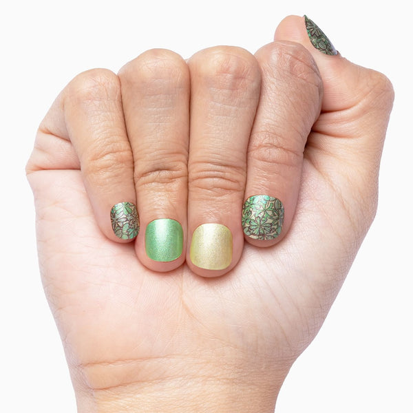 Clover Me With Kisses