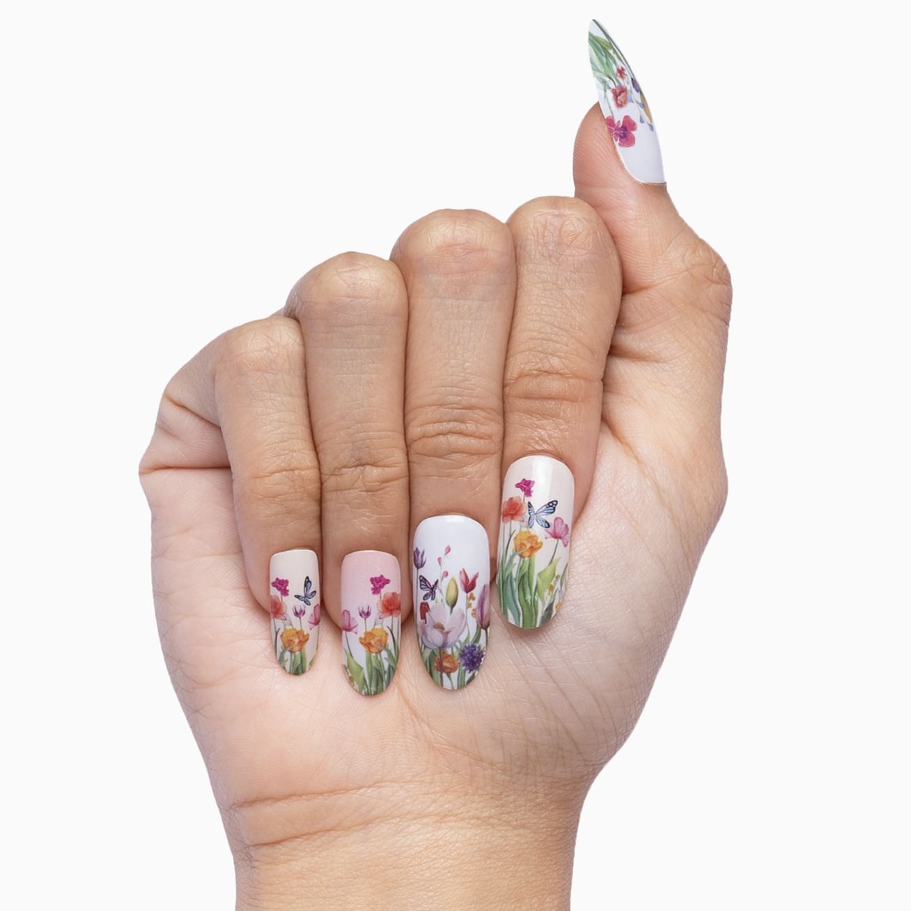lily flower nails Pretty As Can Be